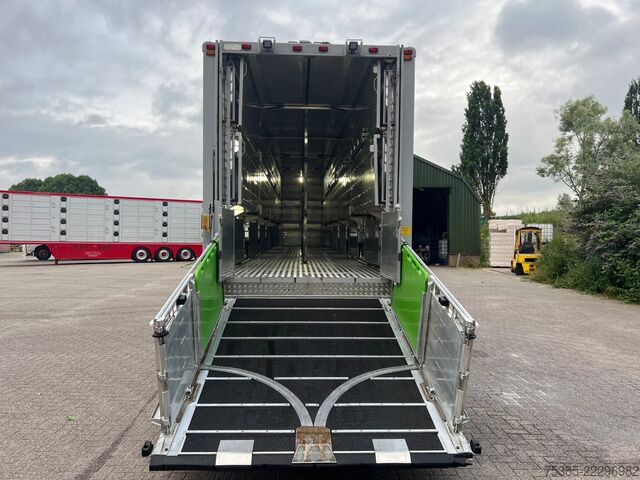 Transporte de gado Berdex Livestock Ultra light 2 lift axle