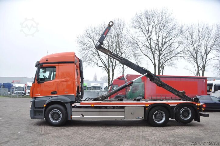 Hook arm system Mercedes-Benz Actros 2548 2648 2848 6X2 HIAB MULTILIFT HAAKARM