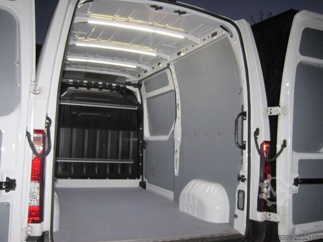 Forhøjet og forlænget kassevogn Opel Movano 2,3 D L2H2 Schwingsitz 270° Türen