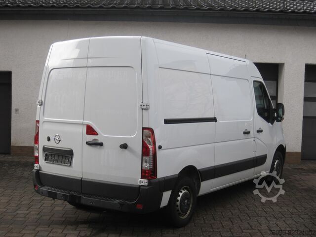 Forhøjet og forlænget kassevogn Opel Movano 2,3 D L2H2 Schwingsitz 270° Türen