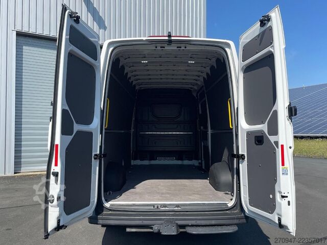 Bestelwagen met verhoogd dak MAN TGE 3.180 L4H3 Kasten SITZHZ NAVI PDC MFL