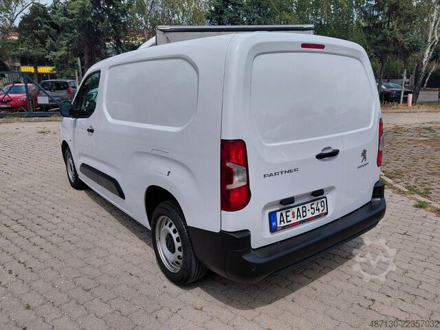 Bestelwagen PEUGEOT Partner Premium L2