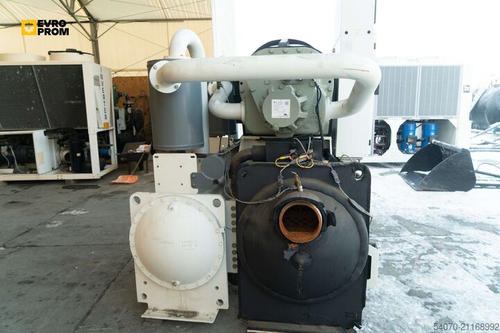 Køler Used Watercooled chiller TRANE RTHD 300 SE 1055 kW. 2016 yom