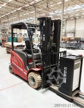 Stivuitor frontal Manitou ME 430 3,0 t Elektro