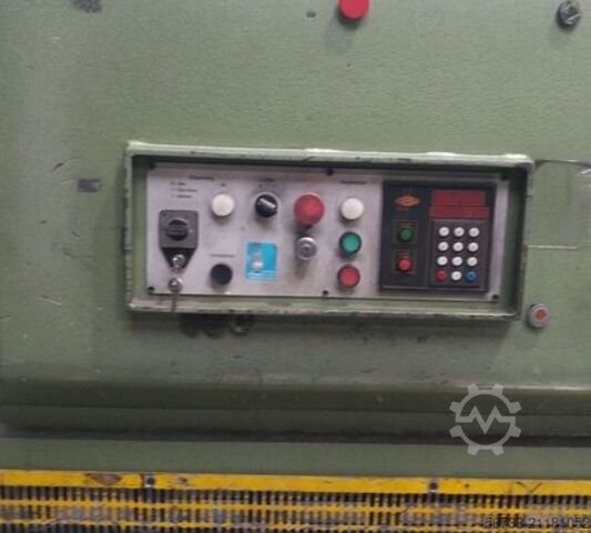 Hidraulikus guillotine olló EHT 6500 x 4 mm