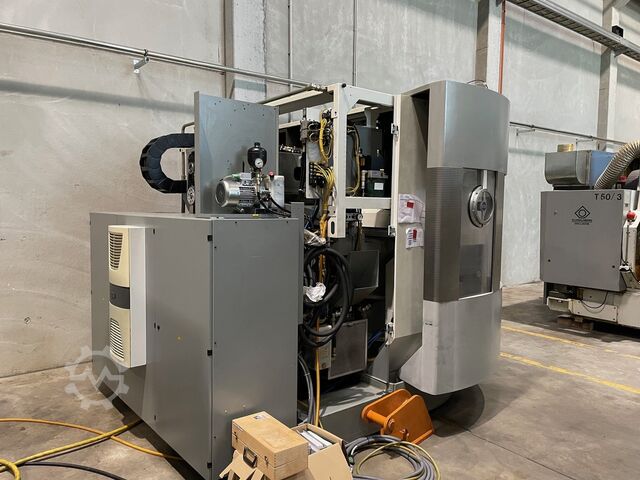 Centro de usinagem Deckel Maho DMU 80 monoBLOCK