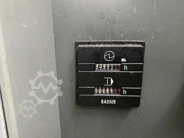 Centro de usinagem Deckel Maho DMU 80 monoBLOCK