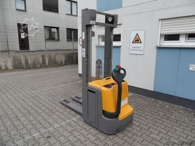High Lift stacker Jungheinrich EJC 214z - Initialhub - 5,35 m Triplex