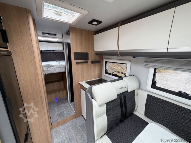 Half-integraal camper GIOTTILINE Toscan 69GC
