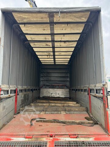 Drop side body with HIAB XS 322-6 crane Renault T 380