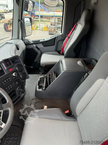 Drop side body with HIAB XS 322-6 crane Renault T 380