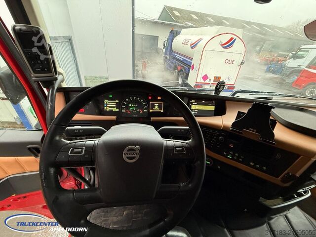 Log transporter Volvo FH 650 8x4 Reductie assen, Kesla 2112T