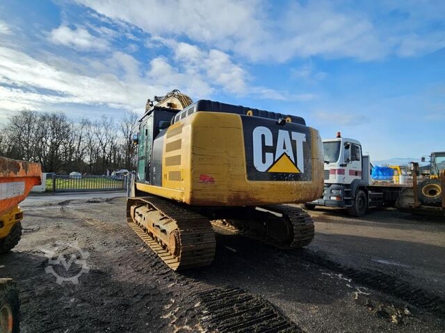 Chain excavator CATERPILLAR 330 FLN