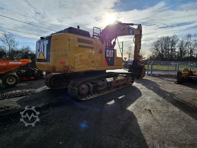 Chain excavator CATERPILLAR 330 FLN