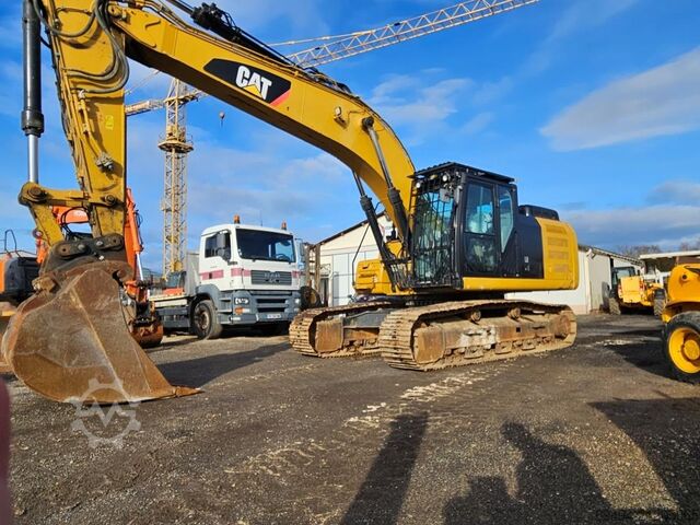 Chain excavator CATERPILLAR 330 FLN