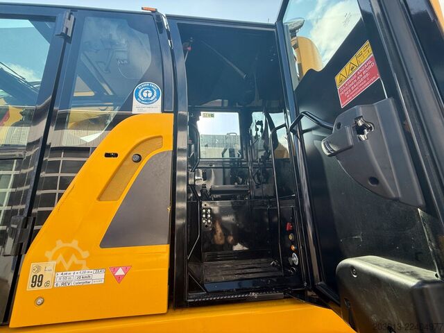 Τροχοφόρος εκσκαφέας  M323F 4x4 Zweiwegebagger