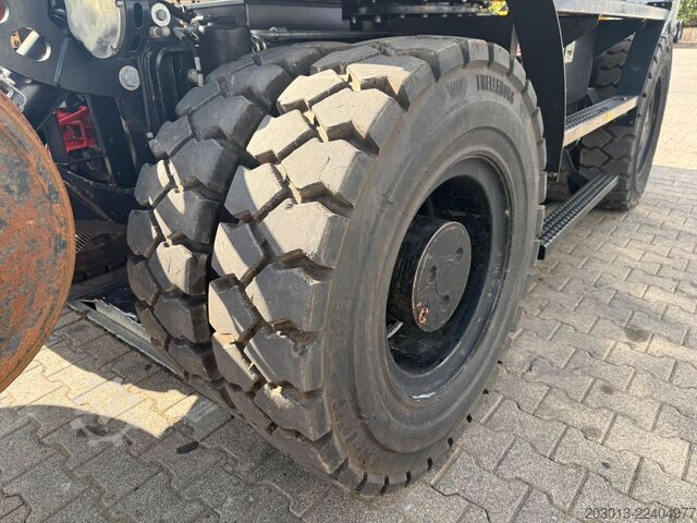 Τροχοφόρος εκσκαφέας  M323F 4x4 Zweiwegebagger