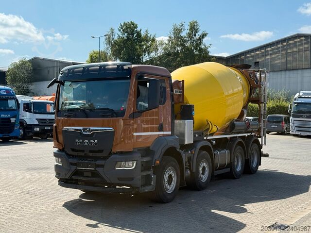 Beton mikser kamyonu MAN 35.400 8x4 BB CH Betonmischer Liebherr