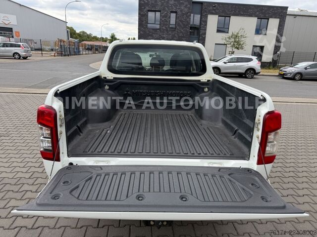 Pick-up furgon MITSUBISHI L200  D/C 220DI-D M-PRO Doppelkabine 4WD