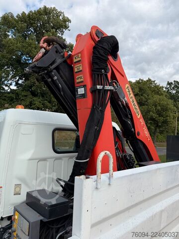 Lastbilmonterad kranbil FUSO Canter 7C15 Kipper KRAN Palfinger AHK  3to