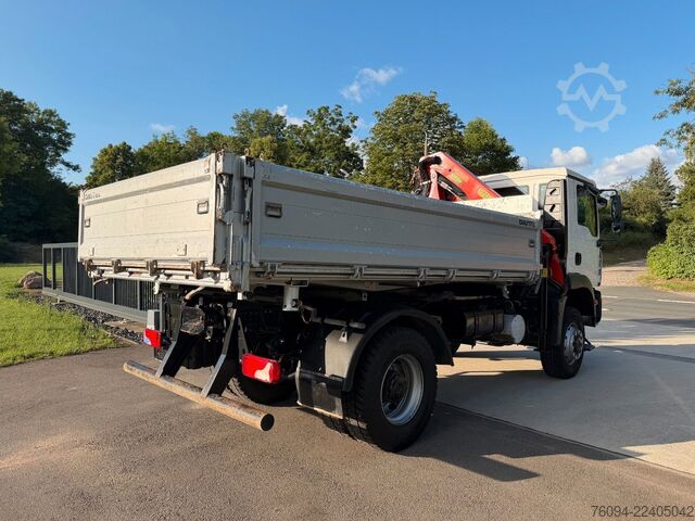 Billenő teherautó MAN TGM 18.330 4x4 Kipper KRAN 17m FUNK AHK