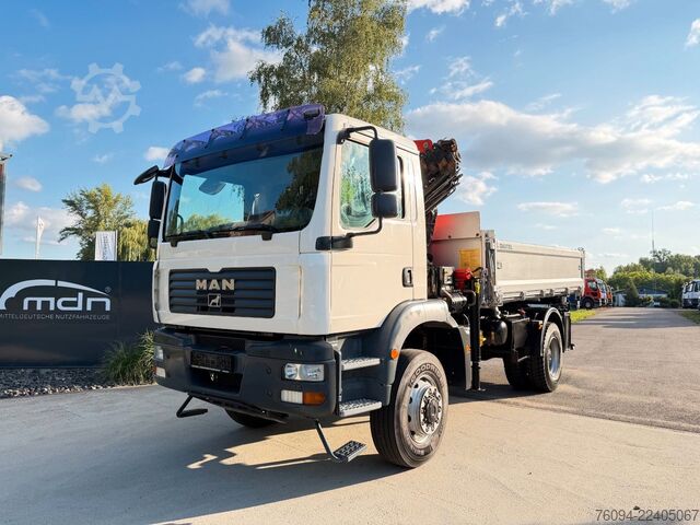 Háromirányú billenő teherautó MAN TGM 18.330 4x4 Kipper KRAN 17m FUNK AHK