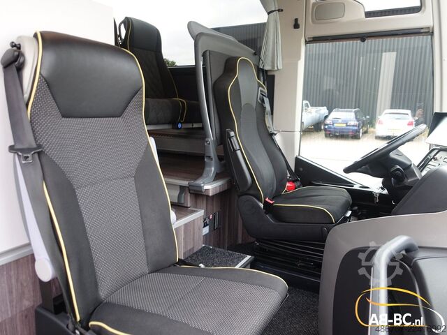 Autobus granturismo MERCEDES-BENZ Tourismo RHD, 55 Sitze, Euro 6