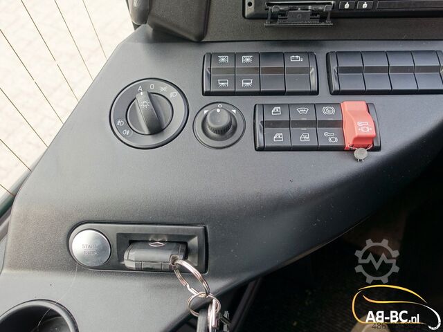Autobus granturismo MERCEDES-BENZ Tourismo RHD, 55 Sitze, Euro 6