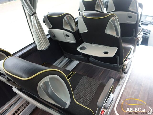 Autobus granturismo MERCEDES-BENZ Tourismo RHD, 55 Sitze, Euro 6