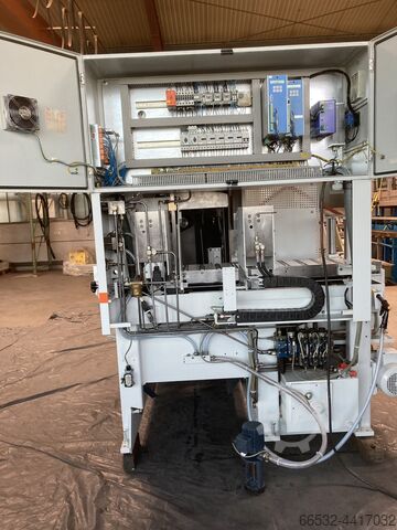 KASTO - Mașini de tăiat cu bandă KASTO Produktionssägemaschinen