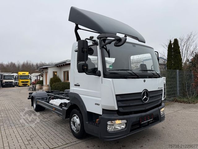 Van chassis MERCEDES-BENZ Atego 818 L Fahrgestell/Klima/SCHALTER/EURO6D