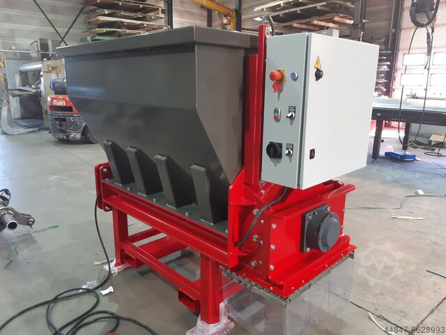 Trituradora de paletas de madera LUMAGO D.S.C. Dutch Shredder Company PYTHON 1300