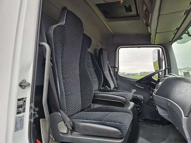 Glidende presenning MERCEDES-BENZ ATEGO 818