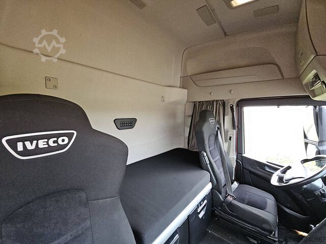 Standard-SZM IVECO S-WAY AS440S48