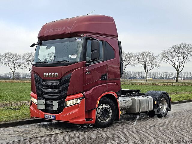 Standard-SZM IVECO S-WAY AS440S48
