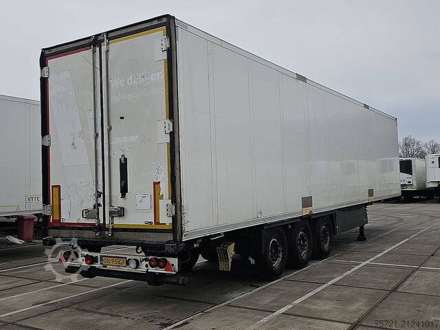 Chladírenská/mrazírenská přeprava SCHMITZ N/A THERMO KING SPECTRUM