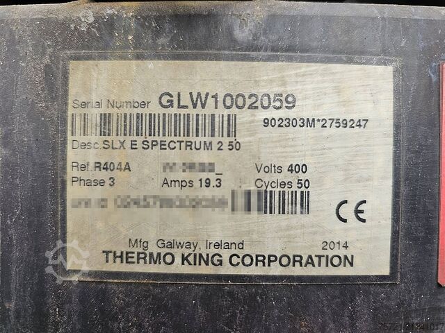Chladírenská/mrazírenská přeprava SCHMITZ N/A THERMO KING SPECTRUM
