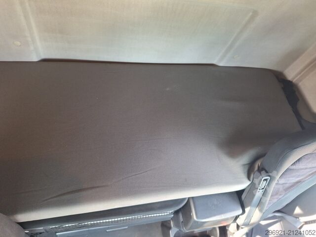 Standard tractor unit Iveco STRALIS AS440S46 EVO