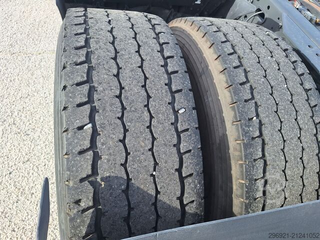 Standard tractor unit Iveco STRALIS AS440S46 EVO