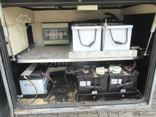 Caravan/camper MERCEDES-BENZ MB 917 A 4x4 Allrad Koffer 6m Klima Heizung