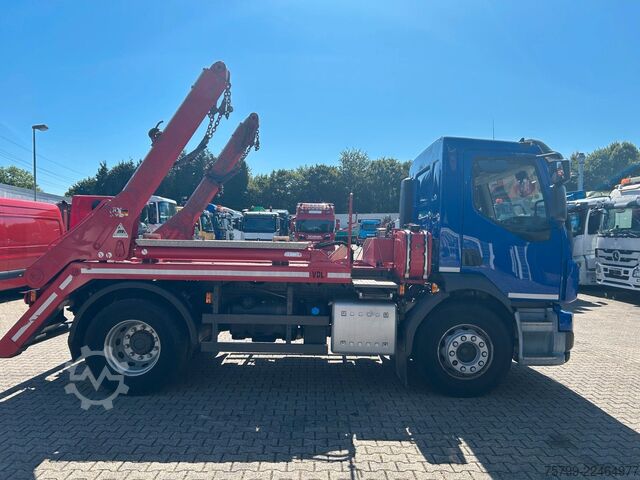 Skip truck VOLVO FL7 Absetzkipper 4x2
