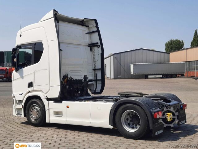 Standard trækkerunit SCANIA R 460 Highline Retarder 2 x Tank LDW ACC