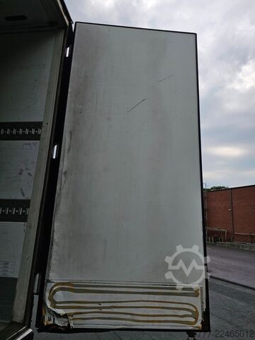 Koeloplegger SCHMITZ CARGOBULL SKO24/L-13.4 FP 45-Liftachse-Palettenkasten-Blum