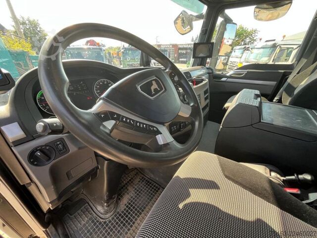 Autocamion cu cârlig pentru containere MAN TG-S 35.460 BB 8x4 Abrollkipper VDL 25to Funk