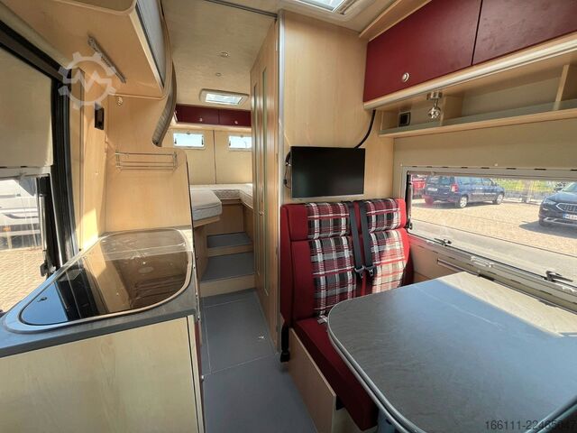 Kastenwagen Wohnmobil / Campervan LA STRADA Avanti EB - tiefe Einzelbetten -  - Solar