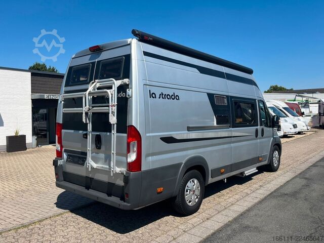Kastenwagen Wohnmobil / Campervan LA STRADA Avanti EB - tiefe Einzelbetten -  - Solar