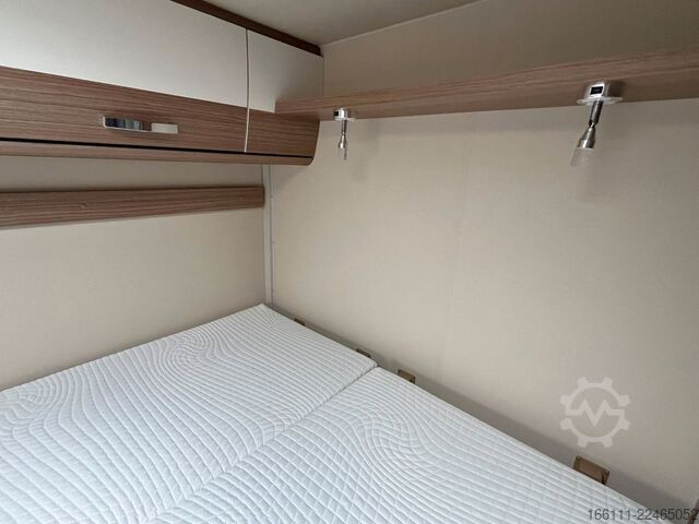 Teilintegriertes Wohnmobil CARADO T 334 - Hub/Einzelbetten -  - Klima