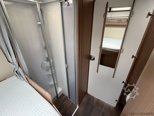 Teilintegriertes Wohnmobil CARADO T 334 - Hub/Einzelbetten -  - Klima