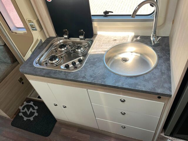 Teilintegriertes Wohnmobil ILUSION XMK 760 - Hubbett - Etagenbetten - Klima - Solar
