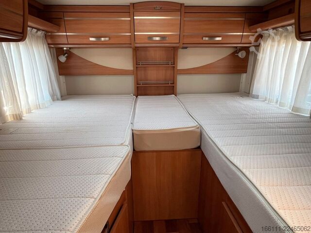 Integriertes Wohnmobil HYMER/ERIBA Exsis 578 - Hub/Einzelbetten -  -